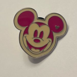 ✨4/25✨DISNEY Trading Pin “Colorful Mickeys- Pink” HIDDEN MICKEY